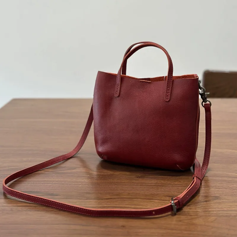 

2026 New Luxury Women's Leather Handbag Vintage Bucket Crossbody Bag High Quality Skin Fashionable Women's Bag