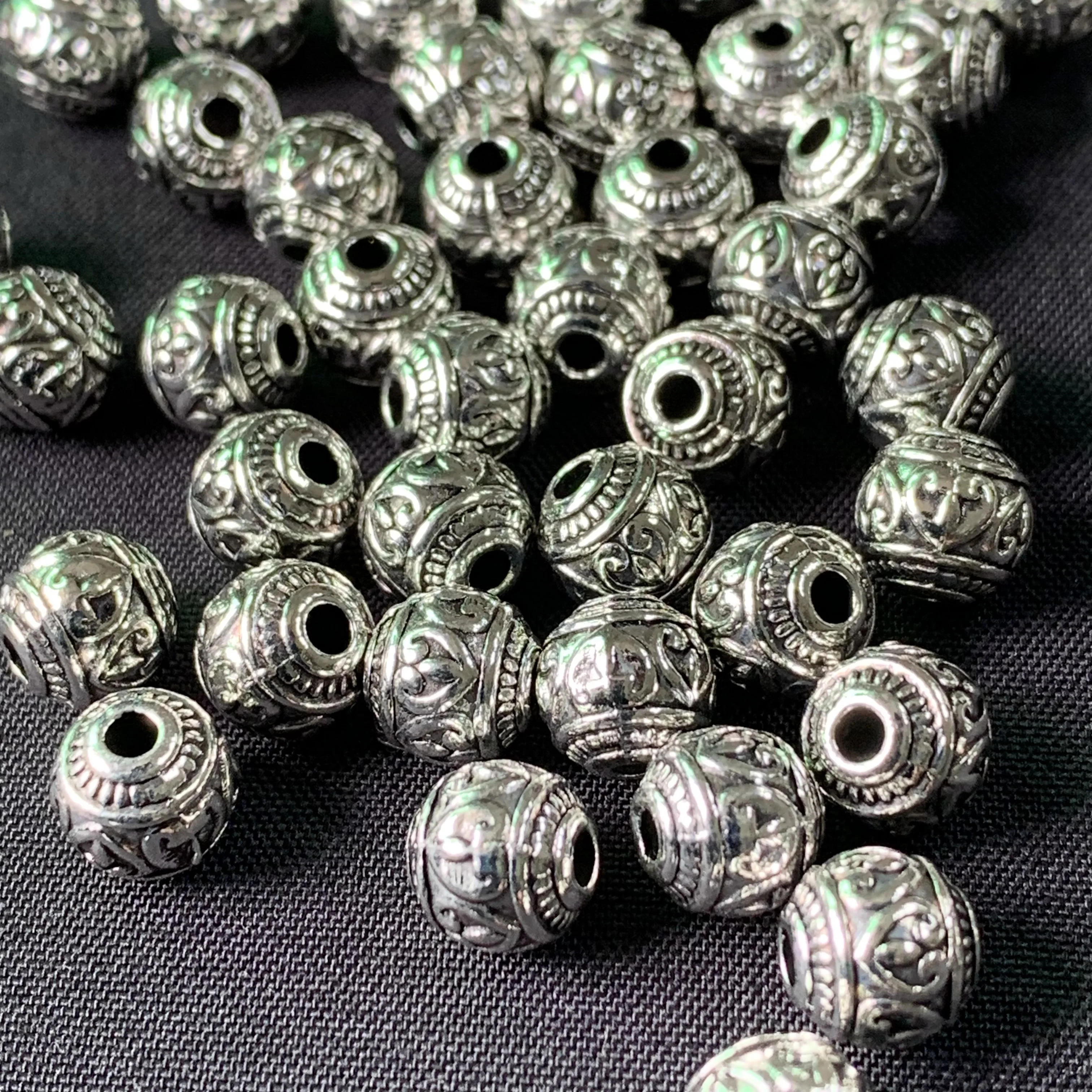 50pcs Alloy Tibetan Silver Plum Bead Big Hole Loose Spacer Beads  Fit European Charm Bracelets For Jewelry Making