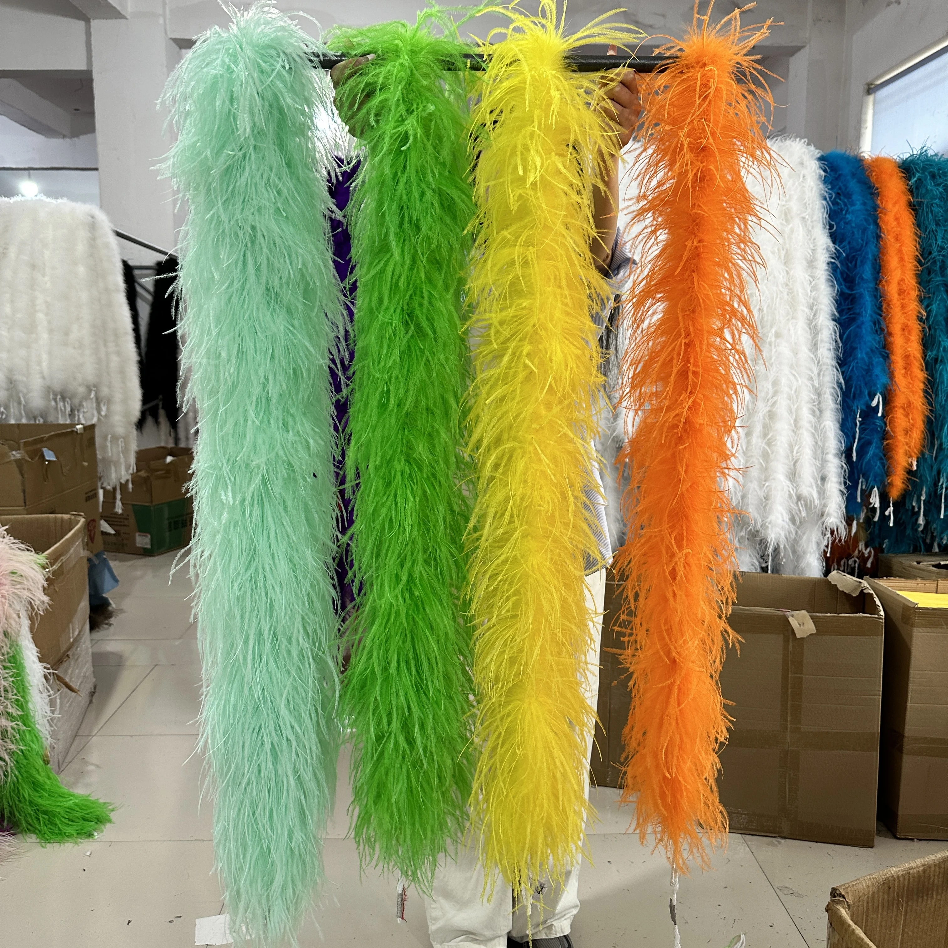 1 to 20Ply Thicker Ostrich Feather Boa 2meters Fluffy Ostrich Trim Shawl for Wedding Dress Sewing Dcoration Plumas Scarf