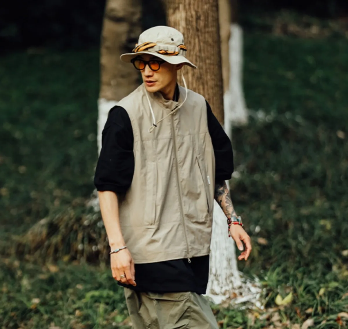 

Vests Waistcoats Thin Womens Embroidery Summer Mesh Hollowed Out Asymmetrical Openwork Breathable Quick-Drying Athletic Hipster