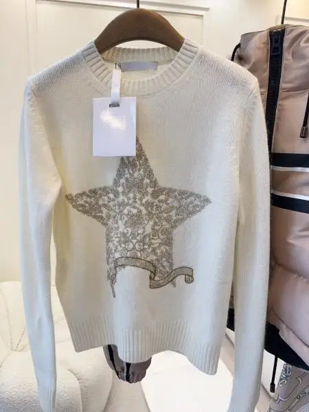Golden Star Cashmere Sweater 2025 New Style Elegant Chic Neck Design Long Sleeve round Collar Regular Thickness Summer Wear