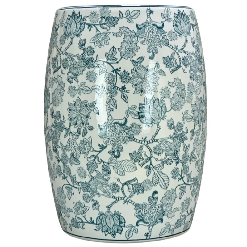 Chinese style hand-painted blue and white ceramic drum stool, short pier, living room side few