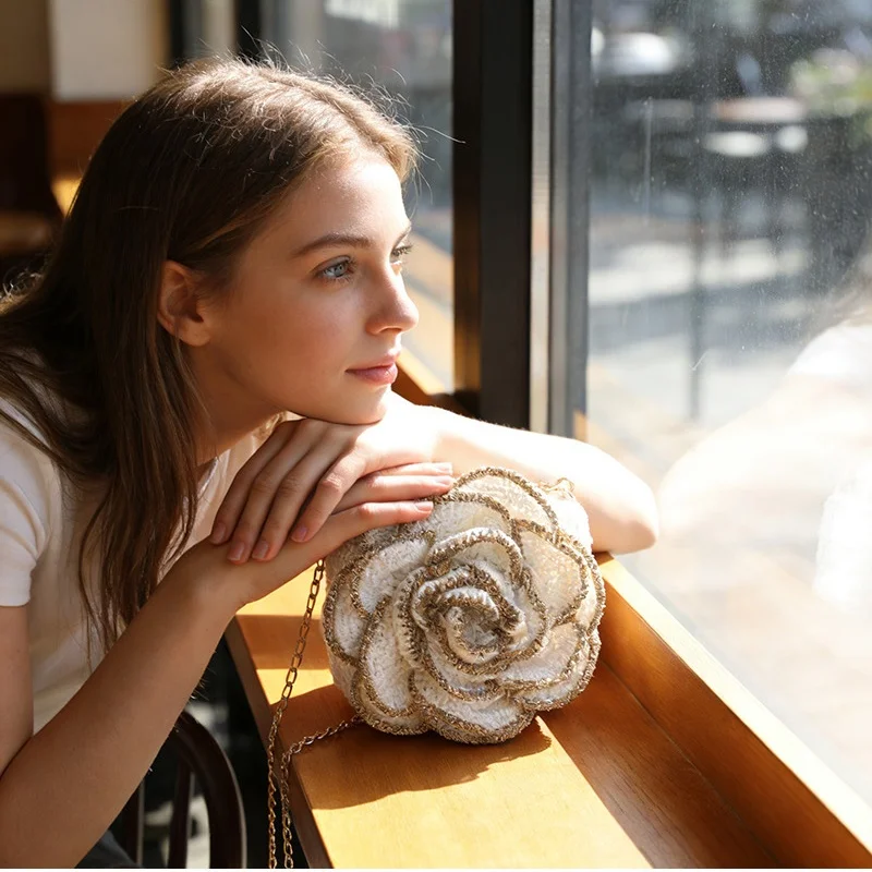 Casual Creative Design Three-dimensional Camellia Flower Woven Bag Handmade Crochet Braided Bag For Women Vacation Beach Bag