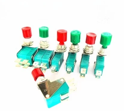 DS438-448 Red Hat / Green Hat Self-Resetting Momentary Push Button Micro Switch Hole 12mm Pin Width 4.8 6.3