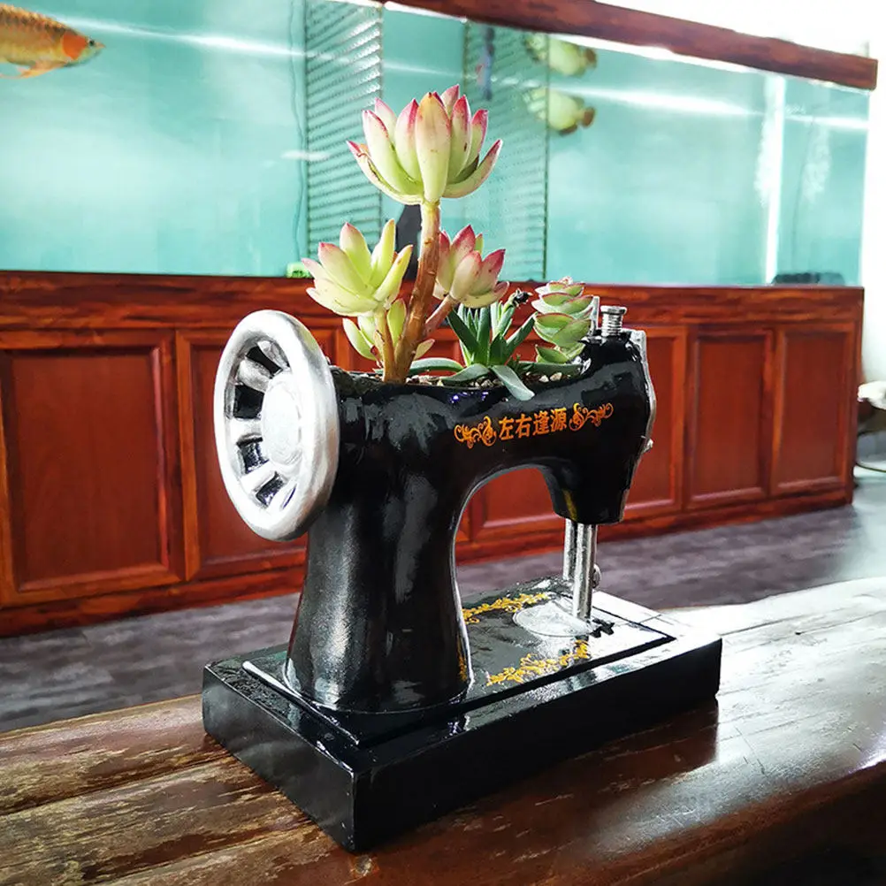 1Pcs Resin Vintage Sewing Machine Flowerpot Mini Succulent Planter Decorative Pot Indoor Desktop Cactus Plant Container