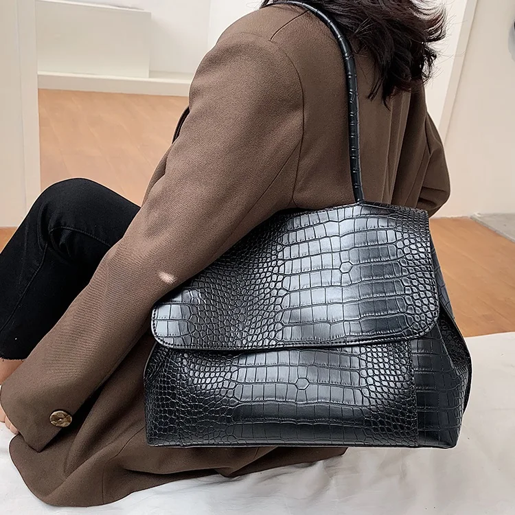 

Winter Vintage Casual Women Shoulder Bag Commuting Handbags PU Leather Ladies Crossbody Bag Trending Luxury Female totes