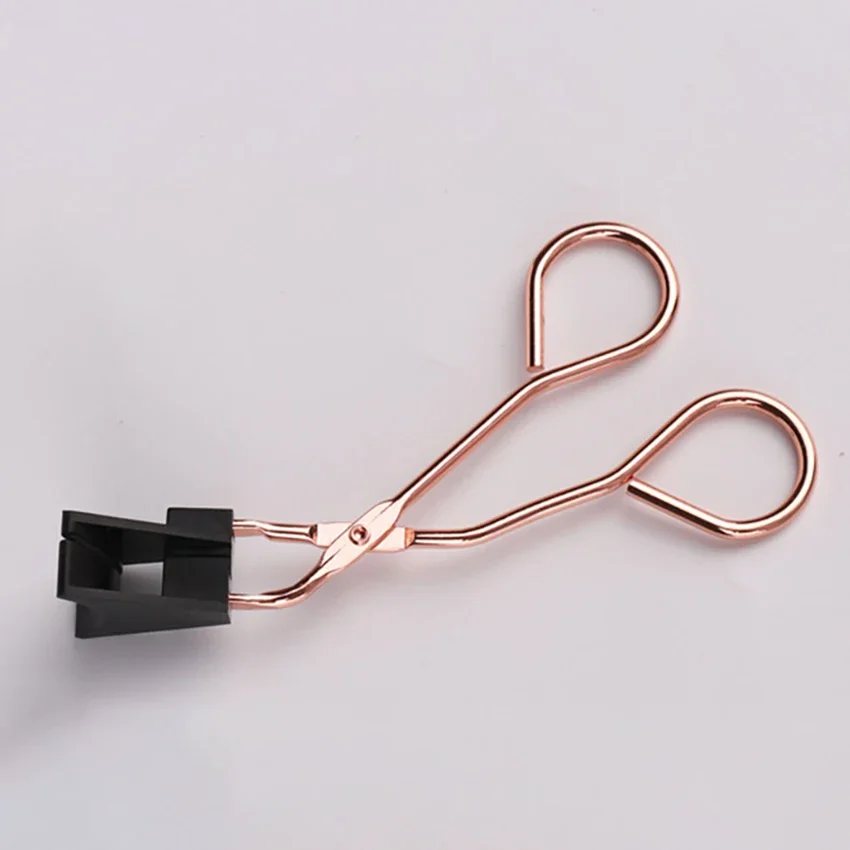 

Quantum magnet Eyelash curler Stainless steel eyelash curler False eyelash assistant makeup tool