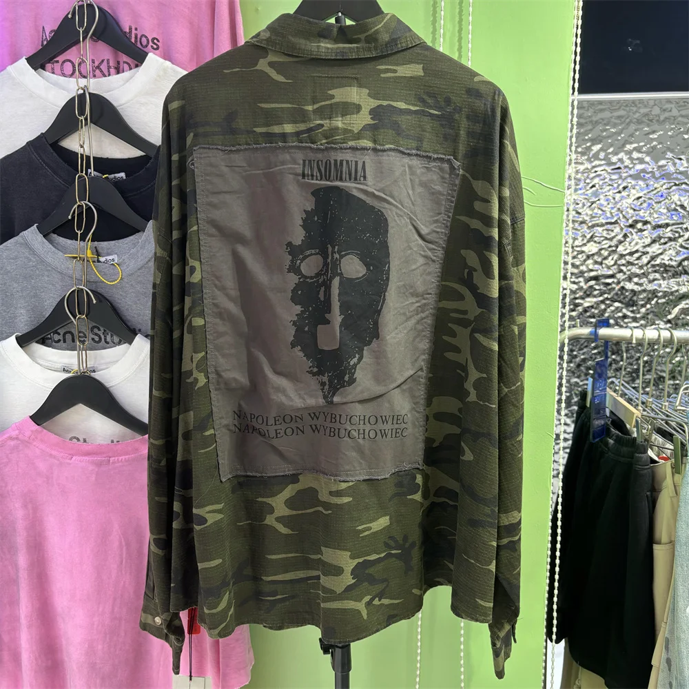 

Американская камуфляжная куртка свободного кроя для мужчин, винтажная, в клетку, с лоскутными вставками, для пар, осенняя коллекция