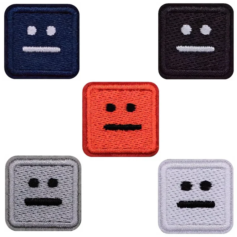 

Smiling Face Design Embroidery Iron-on Patch Sewing Patches Applique for DIY Clothes Jeans Bags Coats T-shirt Hat Phone PC