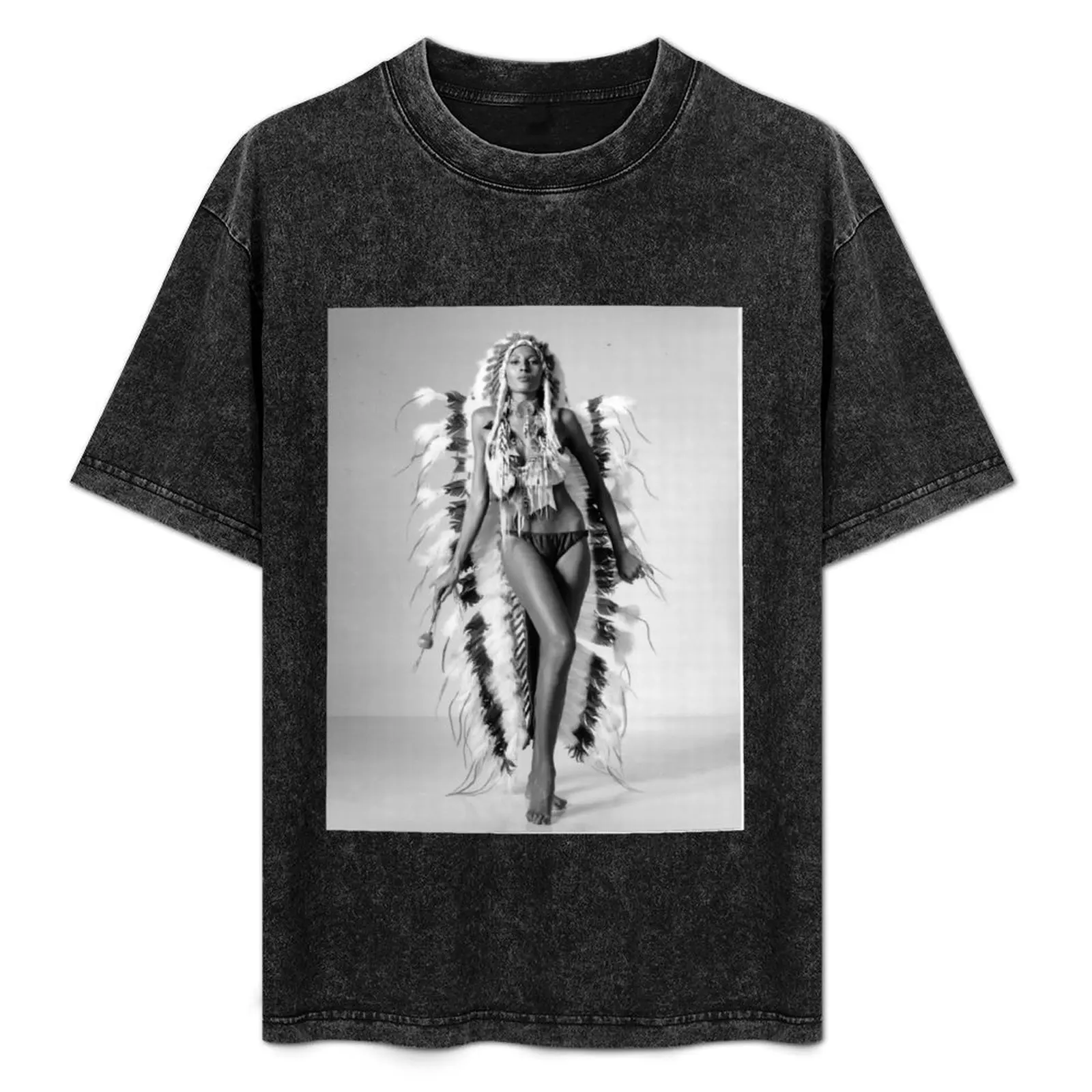 

Pam Grier - INDIAN T-Shirt Street Art Print Tee Shirt