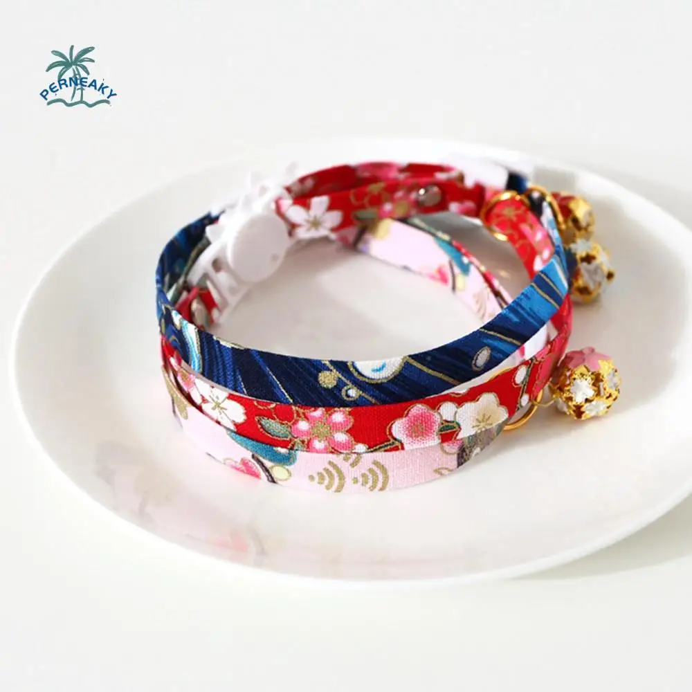 

Flower Hollow Adjustable Puppy Safety Necklace Cat Supplies Kitten Accessories Pet Products Cat Collar