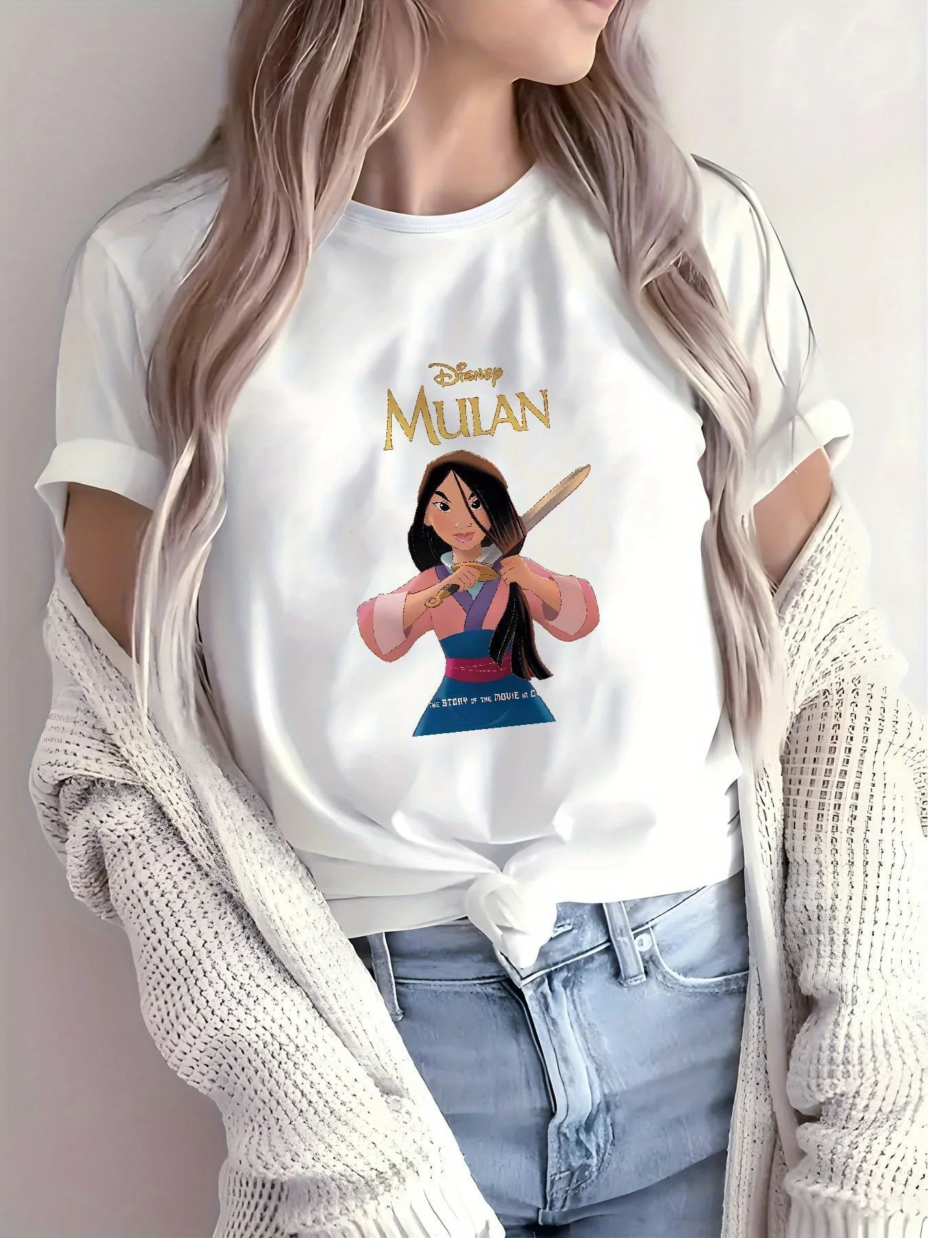 تي شيرت نسائي رسمي من Mulan - تي شيرت برسومات فيلم Mulan مع تصميم Mulan & Mushu، قماش ناعم مسامي، قابل للغسل في الغسالة #1