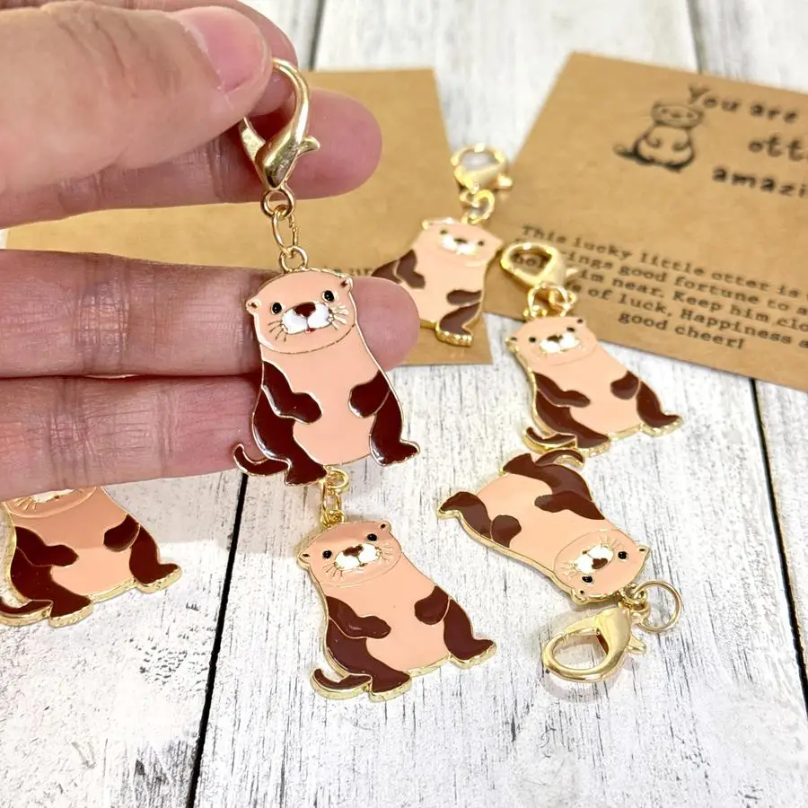 1/5/10/20/50/100pcs Cute River Otter Keychain with Gift Card - Adorable Animal Pendant Charm for Keys, Pet Collar, Phone & Backp