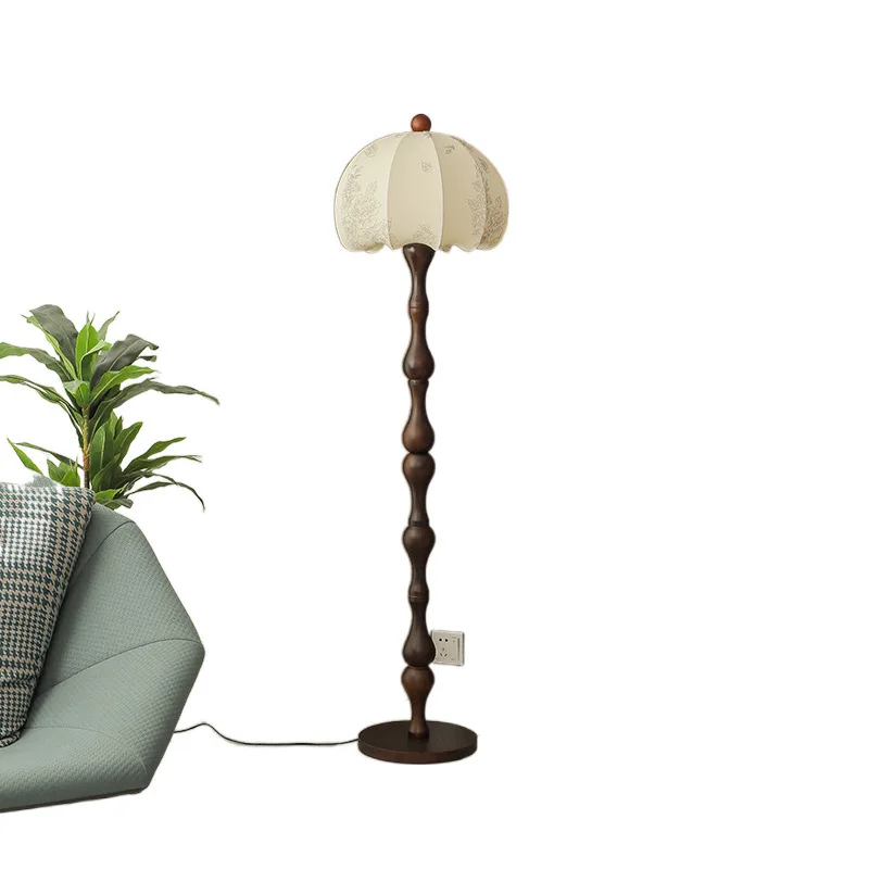 Retro Log Wind mittelalterliche Stehlampe Wohnzimmer