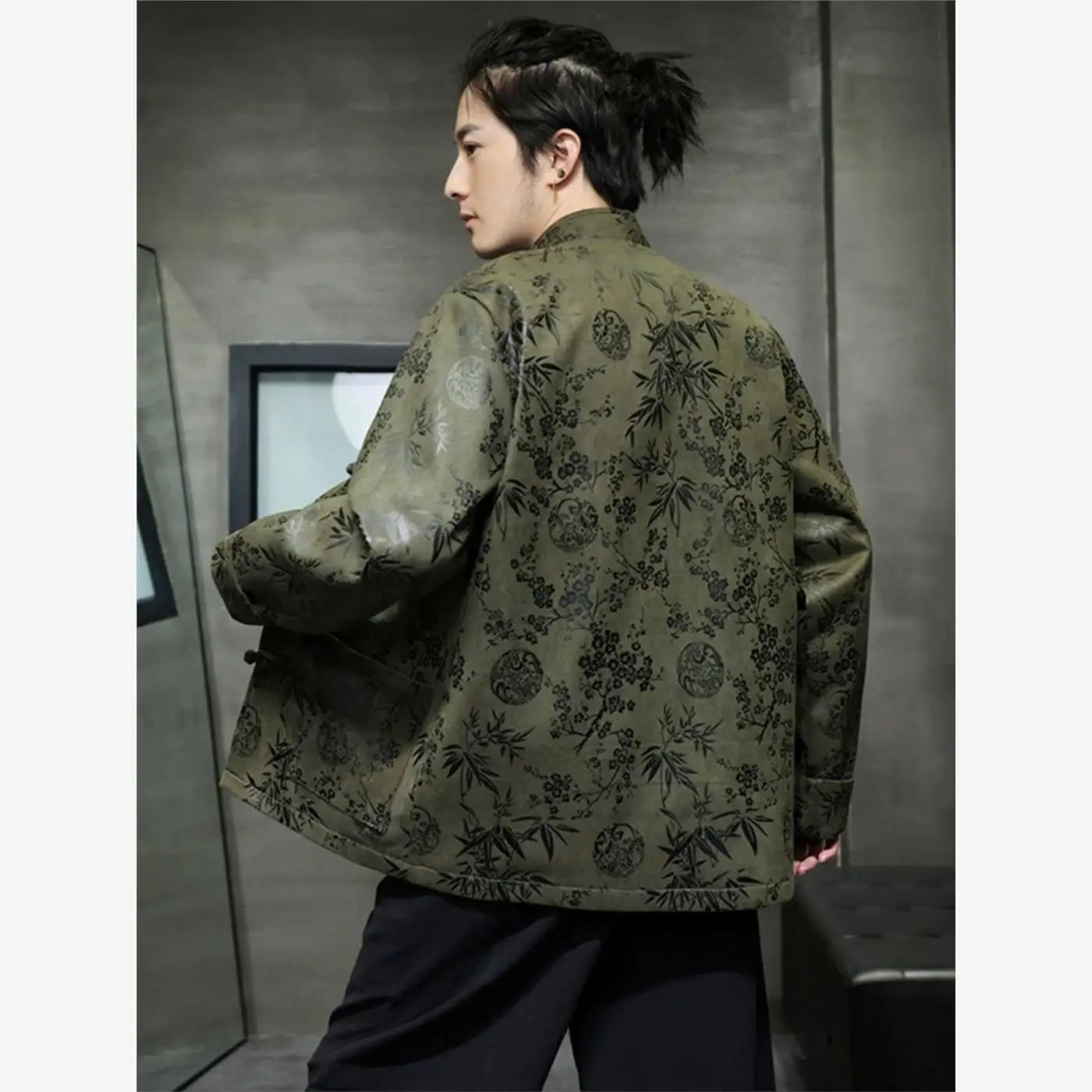 

New Chinese Sle Loose Suede Jaet Men's Faion Spring New Arrival Printed Tang Costume Jaet Cleanfit Design