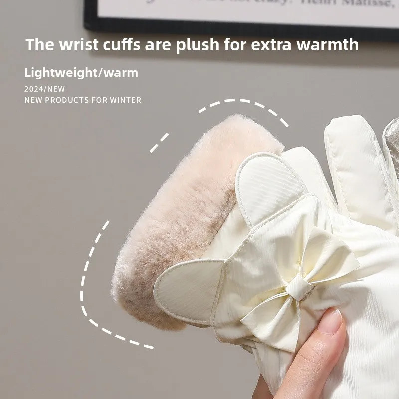 Comfortable Men Winter Warm Waterproof Windproof Non Slip Ski Gloves Touch Screen for Outdoor Cycling Sports and Driving