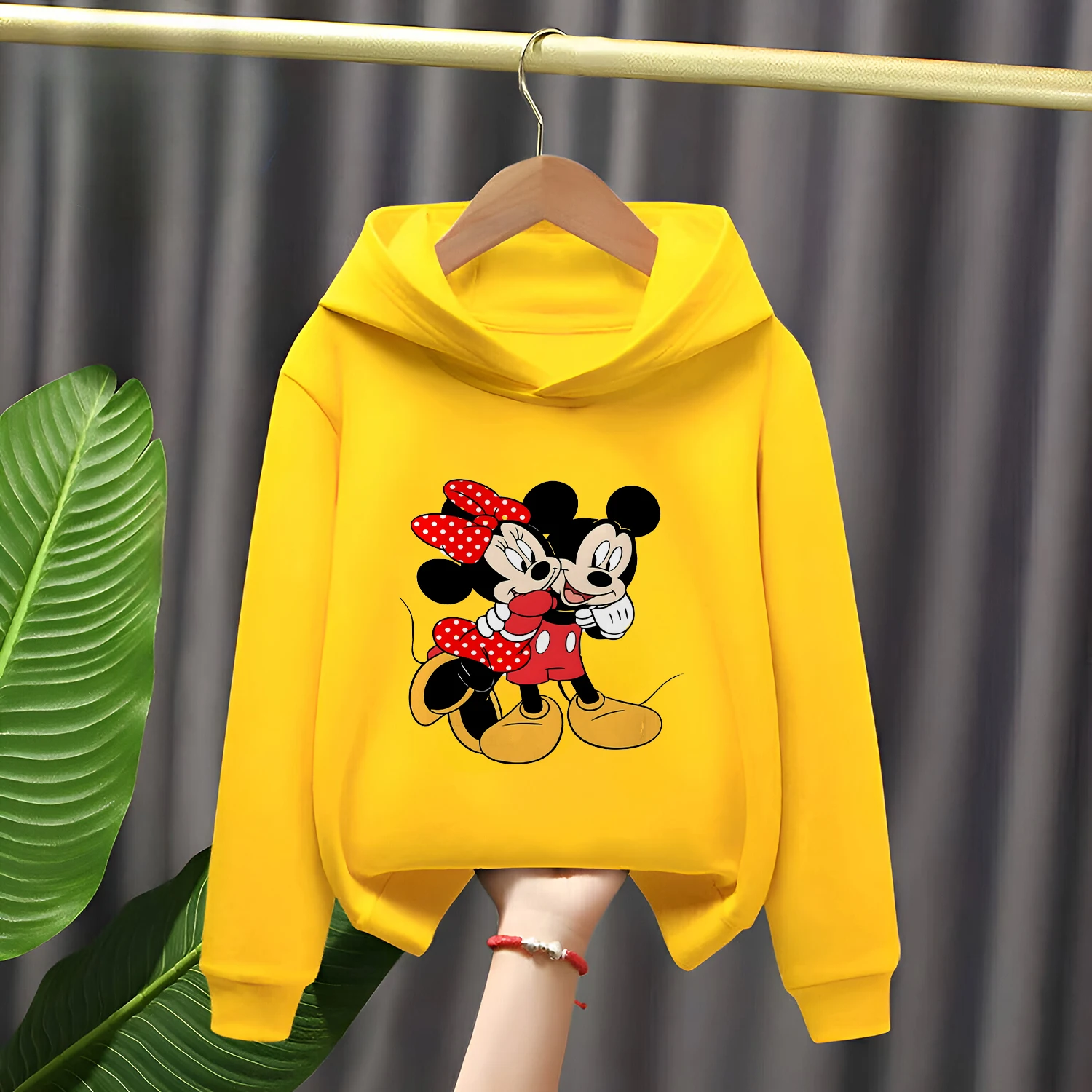 

Disney Kids Hooded Sweatshirt Warm Soft Cute Cartoon Patterns Fashionable Set for Children