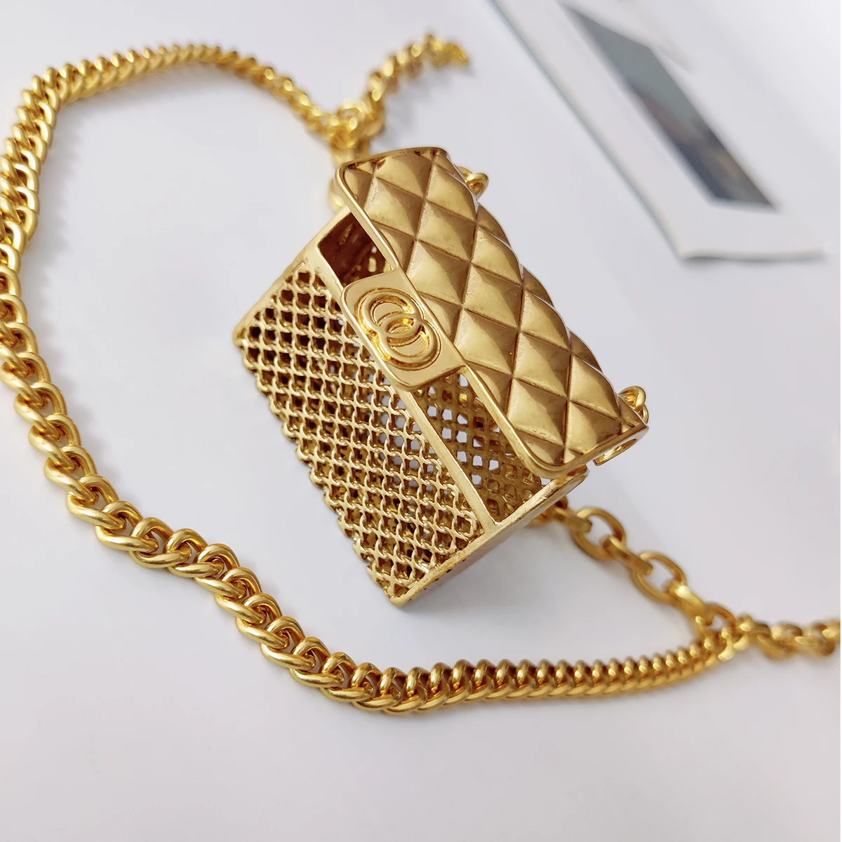 Fashion Tassel Gold Chain Belts For Women High Quaity Luxury Ear Phone Small Bag Metal Belt Adjustable Long Waistband Mini