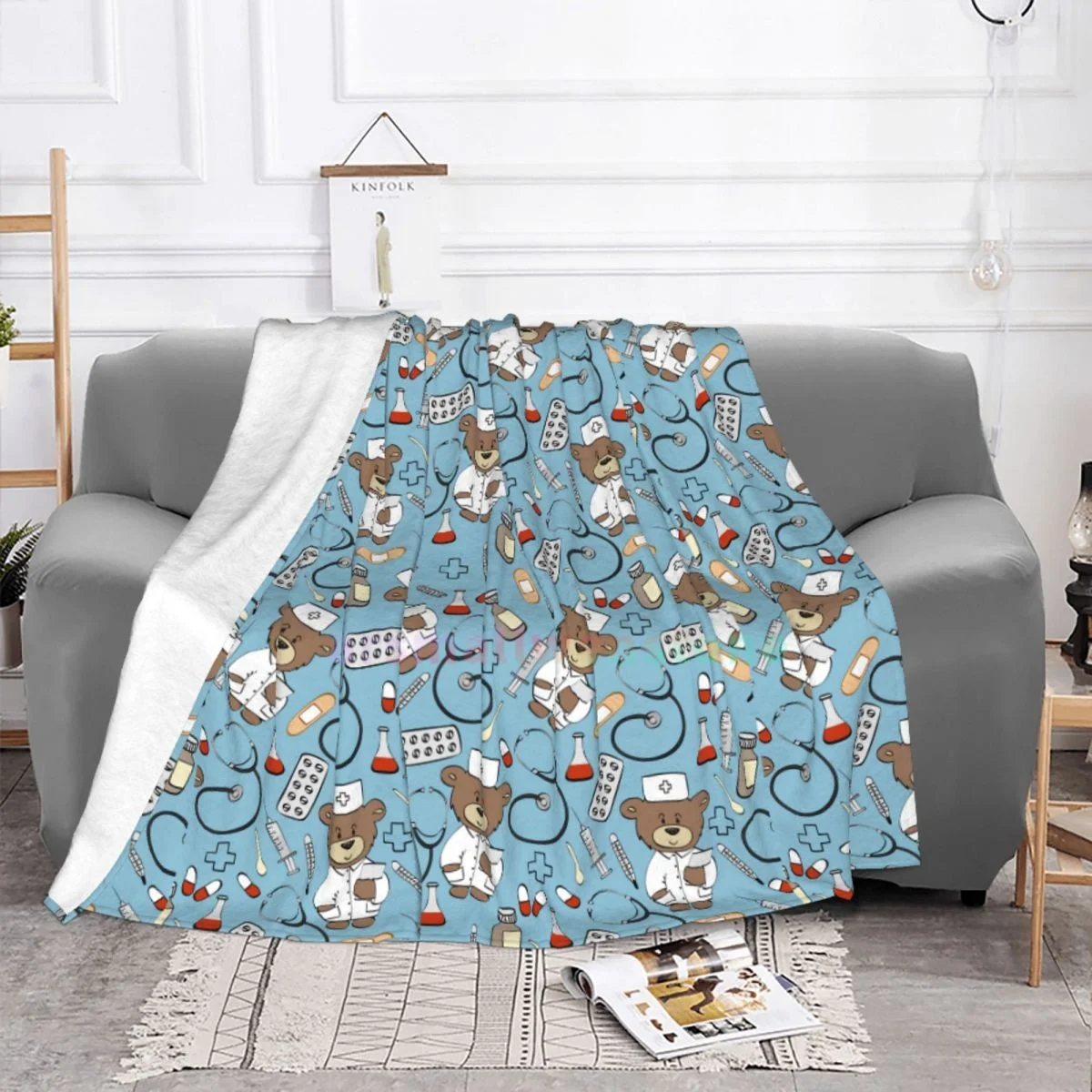 Cartoon Ladies Doctor Flannel Fleece Blanket Soft Warm Lightweight Cozy Anti-Pilling Fuzzy Throw Blankets for Couch Bed Sofa