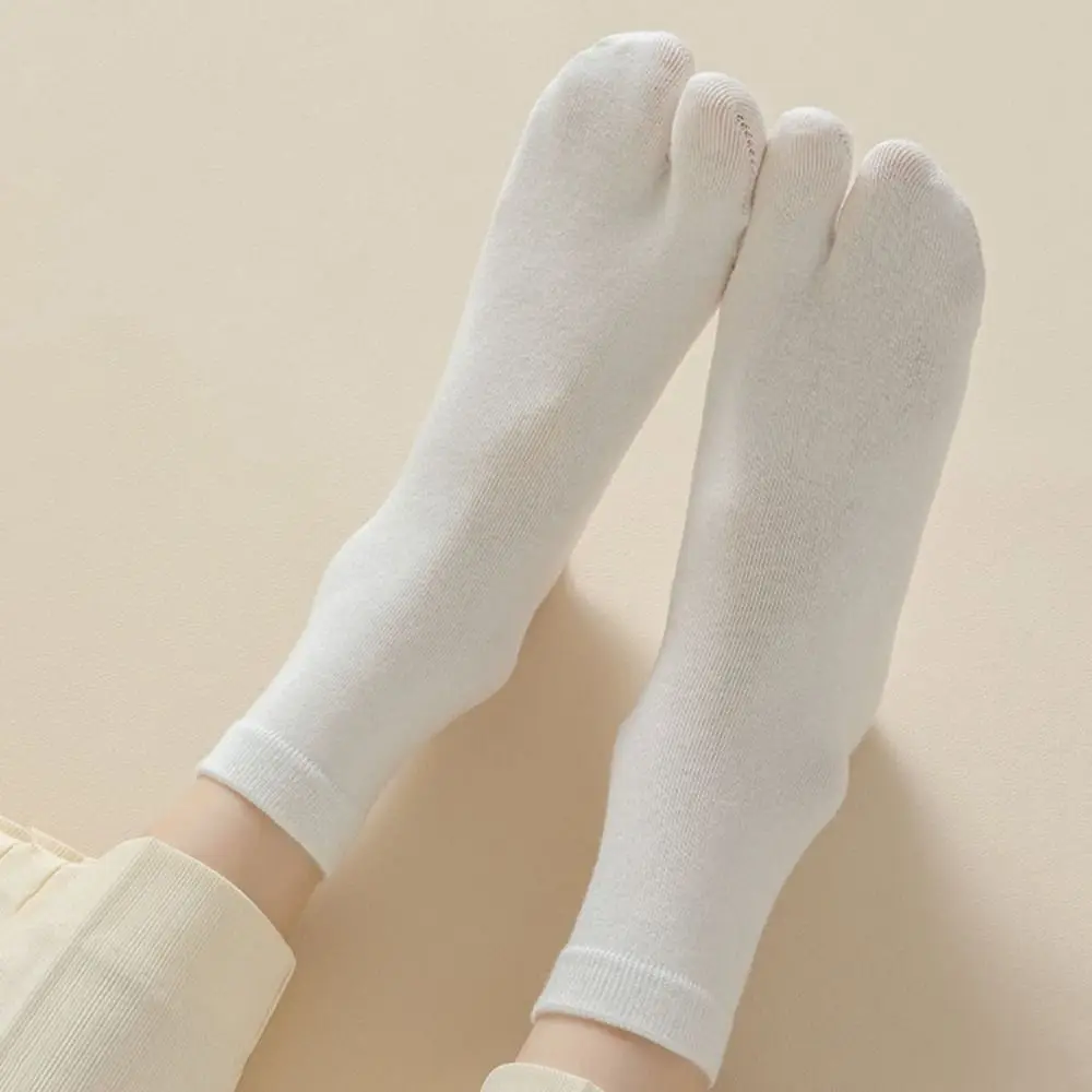 

3Pairs Comfortable Mid-calf Flip Flops Socks Ankle Hosiery Solid Color Two Toes Socks Breathable Thin Tube Socks Women Sports