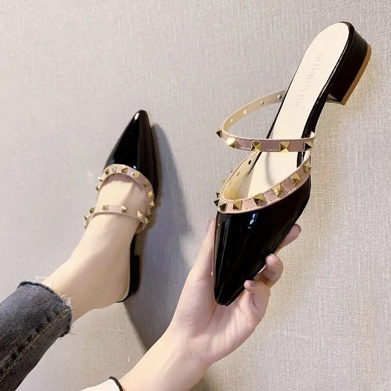 Women High Heels Slides Outer Wear 2022 Summer Women Sandals New Style Rivets Fashion Pointed Thick Heel Toe Slides Women