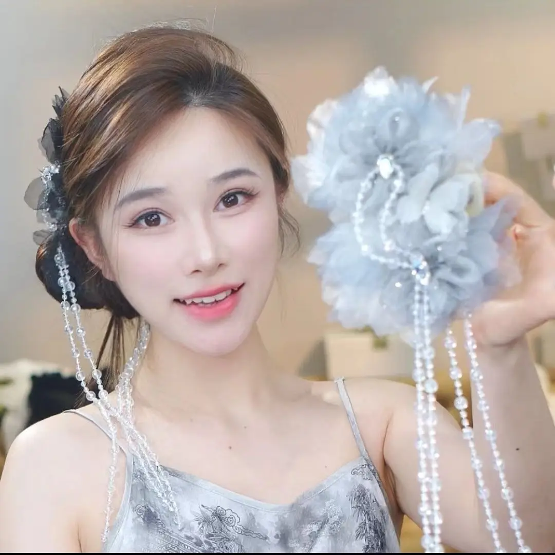 

2025 New Headwear for Women Japanese Style Exquisite Flower Bead Bubble Decorate Hair Clip Female Casual Hair Accessories