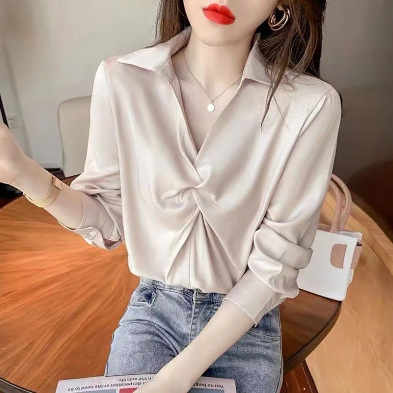 

Spring Faion Silk Long Sve Women's irt Versatile Base Layer Ne Straight Cut Commute Sle Polyester Blend