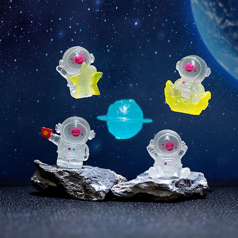 Cartoon Light Up Astronaut Small Ornament Mini Light Up Animal Ornament Miniature Garden Landscape DIY Car Jewelry Ornament