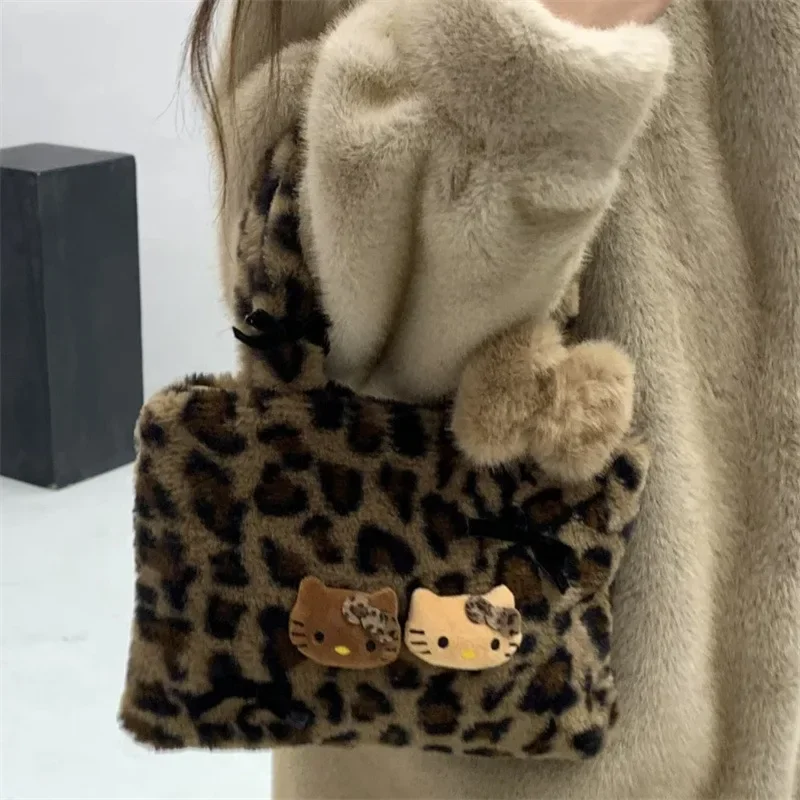 

MBTI Y2k Leopard Womens Handbag Hello Kitty Vintage Soft Plush Shoulder Bag Fluffy Harajuku Style Fashion Cute Kawaii Female Bag