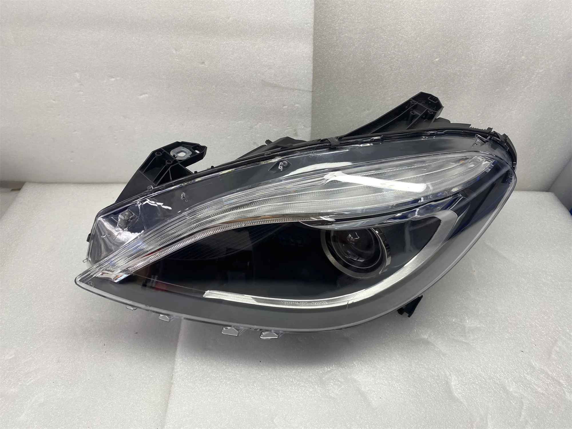 Picture 7: For Mercedes-benz B-Class Headlight  W246 2011- 2014 Original Headlamp Benz B180 B200 B220 B250 B260 W246 Car Light