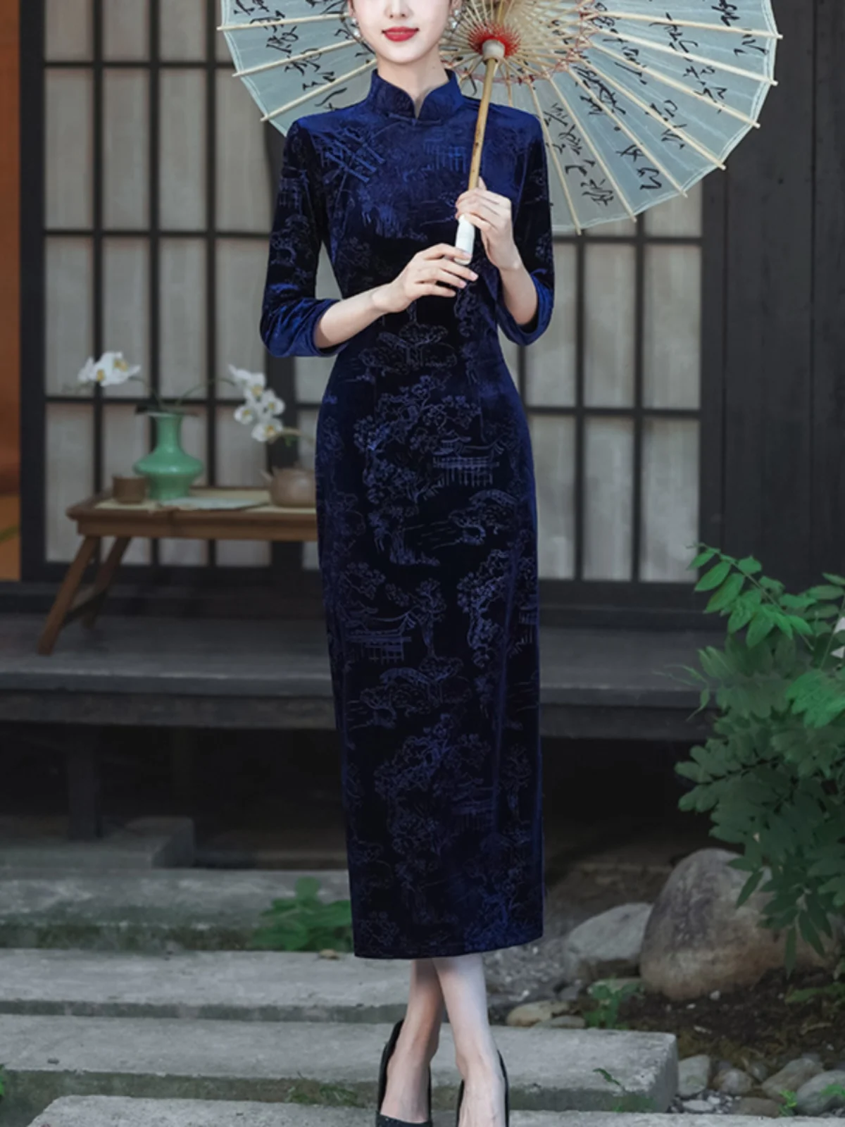 

Revised Velvet Slimming Ele anghai Old School Low Slit Daily Wear Pure E-Commerce Long Q4 2024