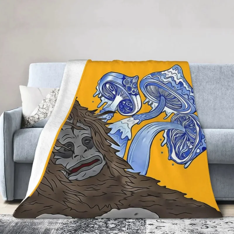 

Blue mean-eyes sassy Mike Nolan Big Lez Show blanket soft warm flannel throw blanket cover for bed living room travel home sofa