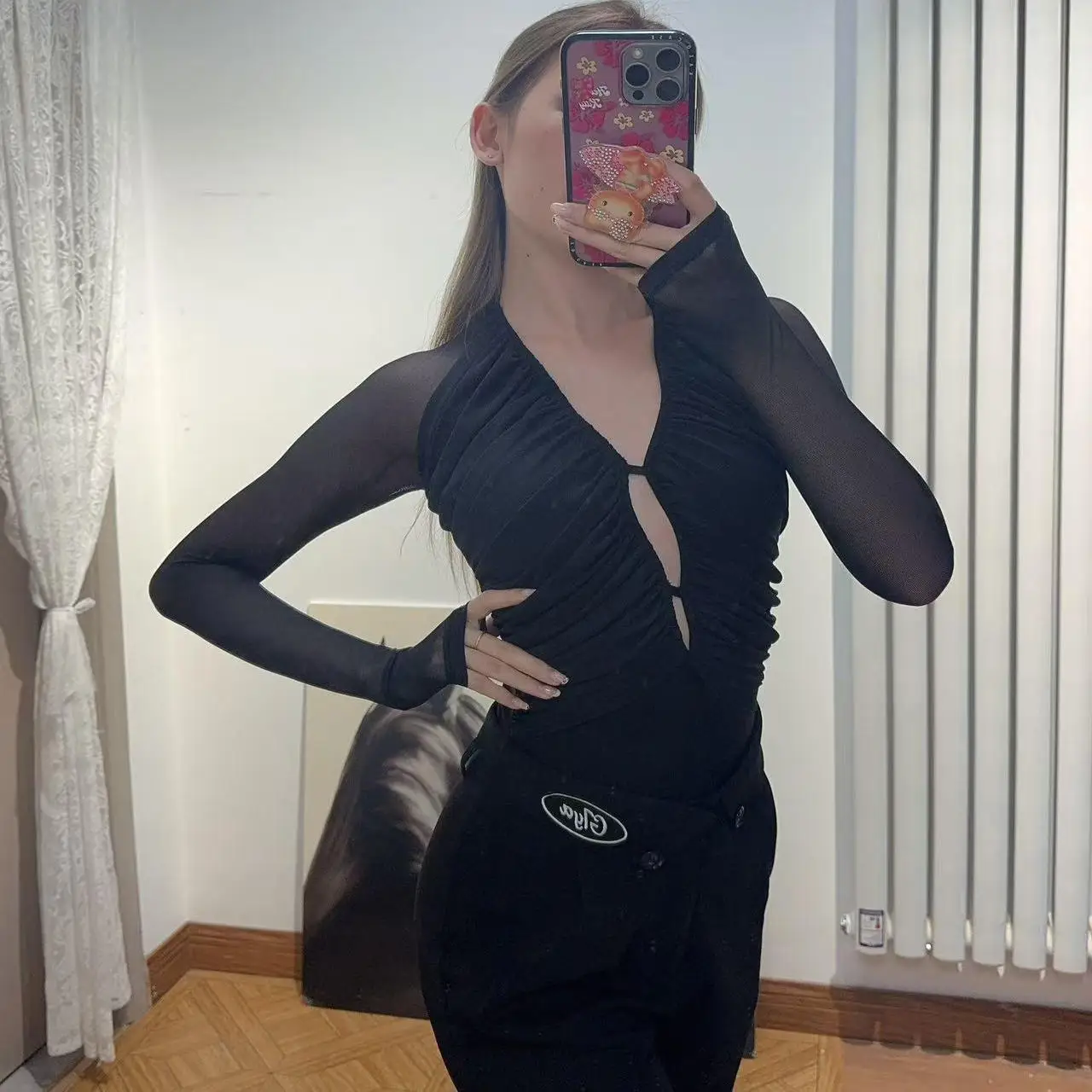 

2025 New Latin Dance Tops For Women Long Sleeved V-Neck Shirts Chacha Rumba Tango Adult Female Latin Dance Clothing DQS20866
