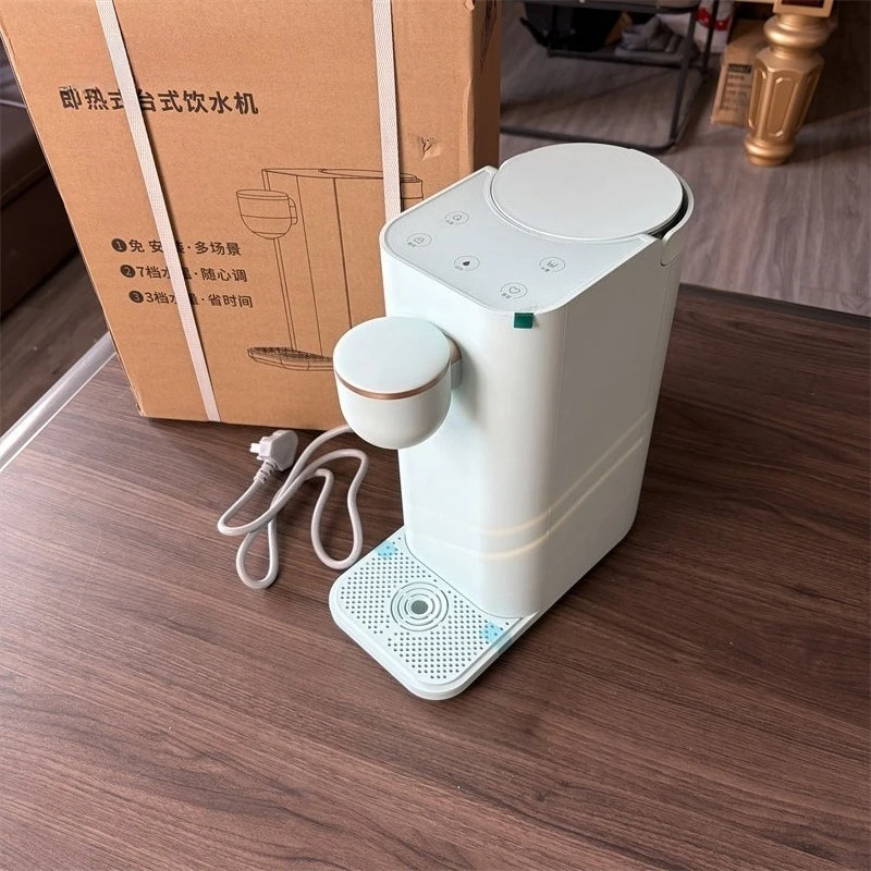 Instantaneous boiling water treasure small installation-free direct drinking tabletop water dispenser