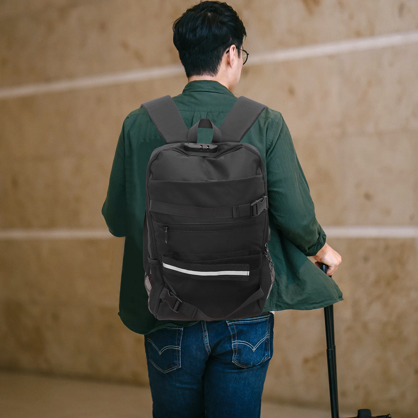 

AntiTheft Backpack Backpack Capacity Men Business Camouflage USB Charging Skateboard Bag Skateboard Rucksack Black