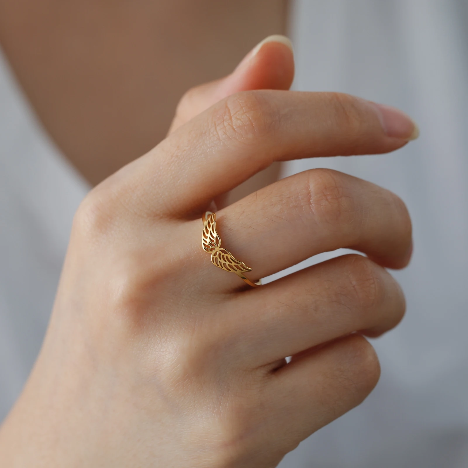 Flying‑Angel‑Wings‑Shape Stainless‑Steel Ring for Women, Kpop‑Trendy Finger‑Ring, Wedding‑Band Fashion Jewelry, Ideal Birthday Gift, Wholesale Available