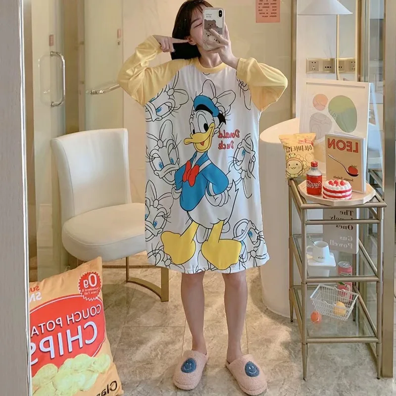 Disney Donald Duck autumn new version long-sleeved nightdress women's Mickey Minnie cute loose girl loungewear