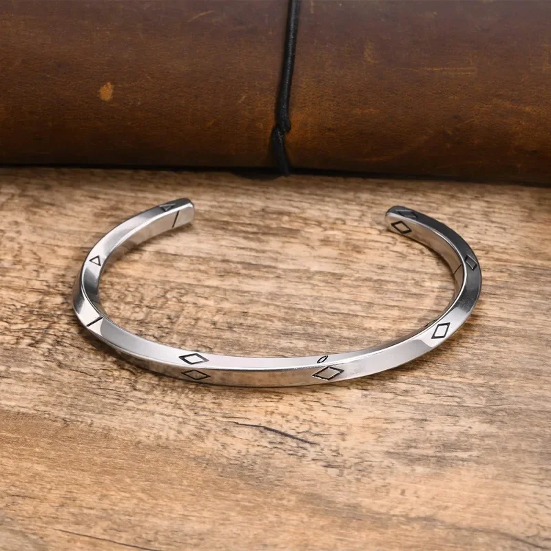B&C Men's Norse Viking Mobius Cuff Bangle Bracelets, 4MM Stainless Steel Twisted Mantra Bracelet, Amulet Talisman Jewelry Gift