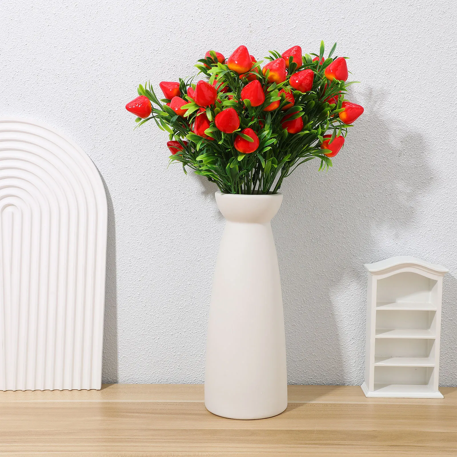 

3pcs Artificial Red Strawberry Branch Decorations Fake Plant Props Artificial Strawberry Stem Ornaments For Party Home Decor