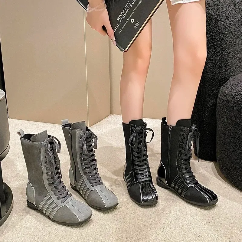 حار بيع 2025 أحدث الرجعية فارس أحذية بوت قصيرة النساء الربيع والخريف الدانتيل متابعة التمهيد الغربي المتخصصة منصة اللون مطابقة التمهيد