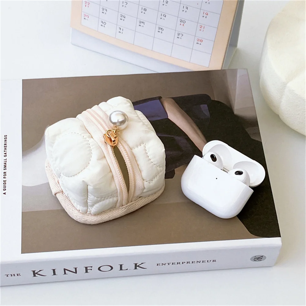 Cute Small Change Coin Purse Pouch Earphone Cover Protective Case Bluetooth Earphone Bag Storage Bag Female Jewelry Organizer