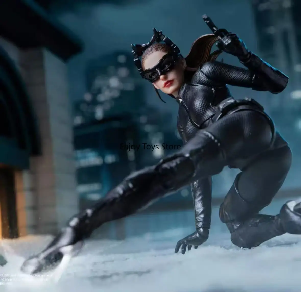 

В наличии: Оригинальная фигурка INART The Dark Knight Rises 1/12, солдат