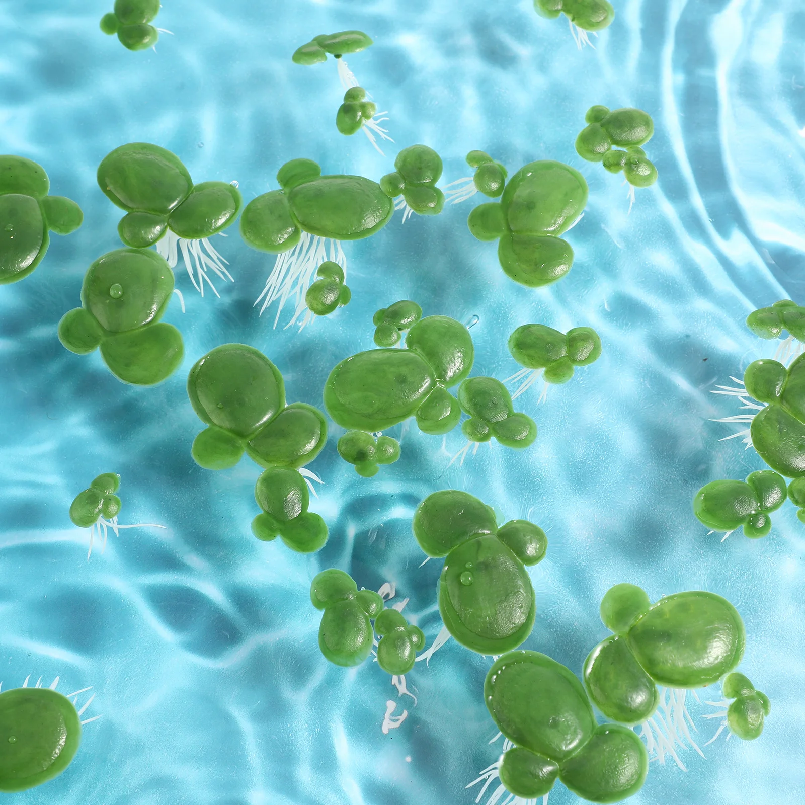 

2Packs Plastic Duckweed Ornament Realistic Small Aquatic Plants for Fish Tank Glass Water Container Shade and Decor