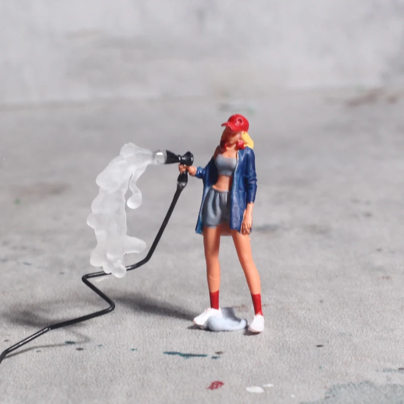 Mini Car Wash and Repair Girl 1:64 Mini Figure Scene Decoration Sand Table DIY Small Proportion Doll