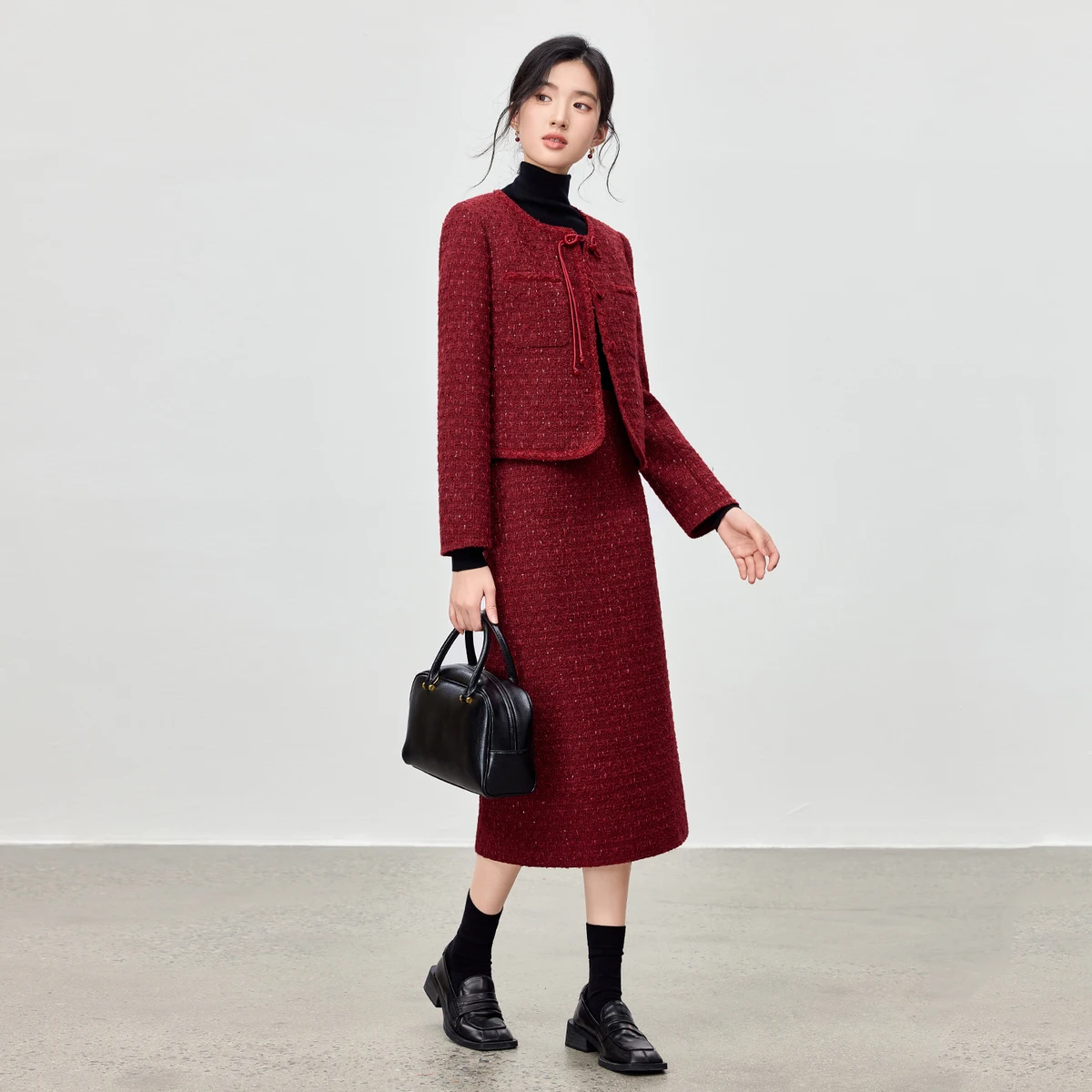 

SENTUBILA Women's Wool Blend Tweed Set 2025 Autumn Chinese Style Jacket & Back Slit Skirt Thermal Two-Piece Outfit 154ZA3734