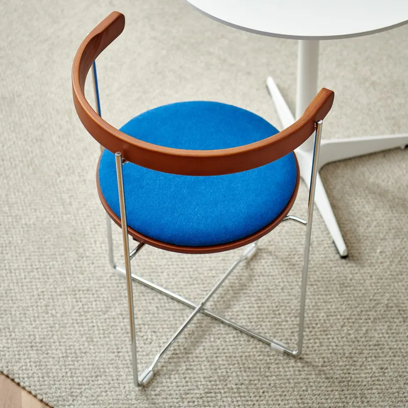 Scandinavian Folding Chair Solid Wood Dining Chair for Small Space Modern Backrest Vanity Seat Minimalist Portable Kitchen Stool