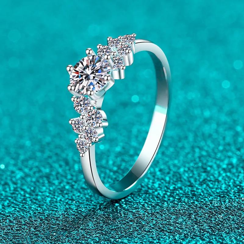 

HAIMAITONG Platinum PT950 Moissanite ring for women's exquisite and small daily simple commuting versatile holiday gift