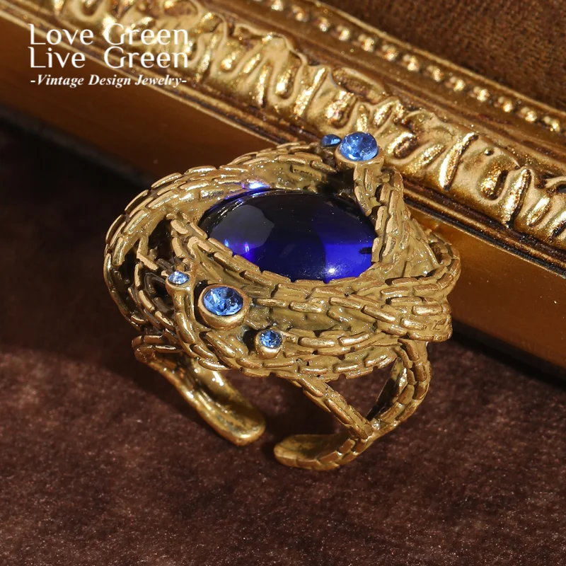 

Vintage Blue Crystal Rings Antique Gold Color Tree Pattern Wrapping Luxury Jewelry Trends 2025 High Quality Thanksgiving