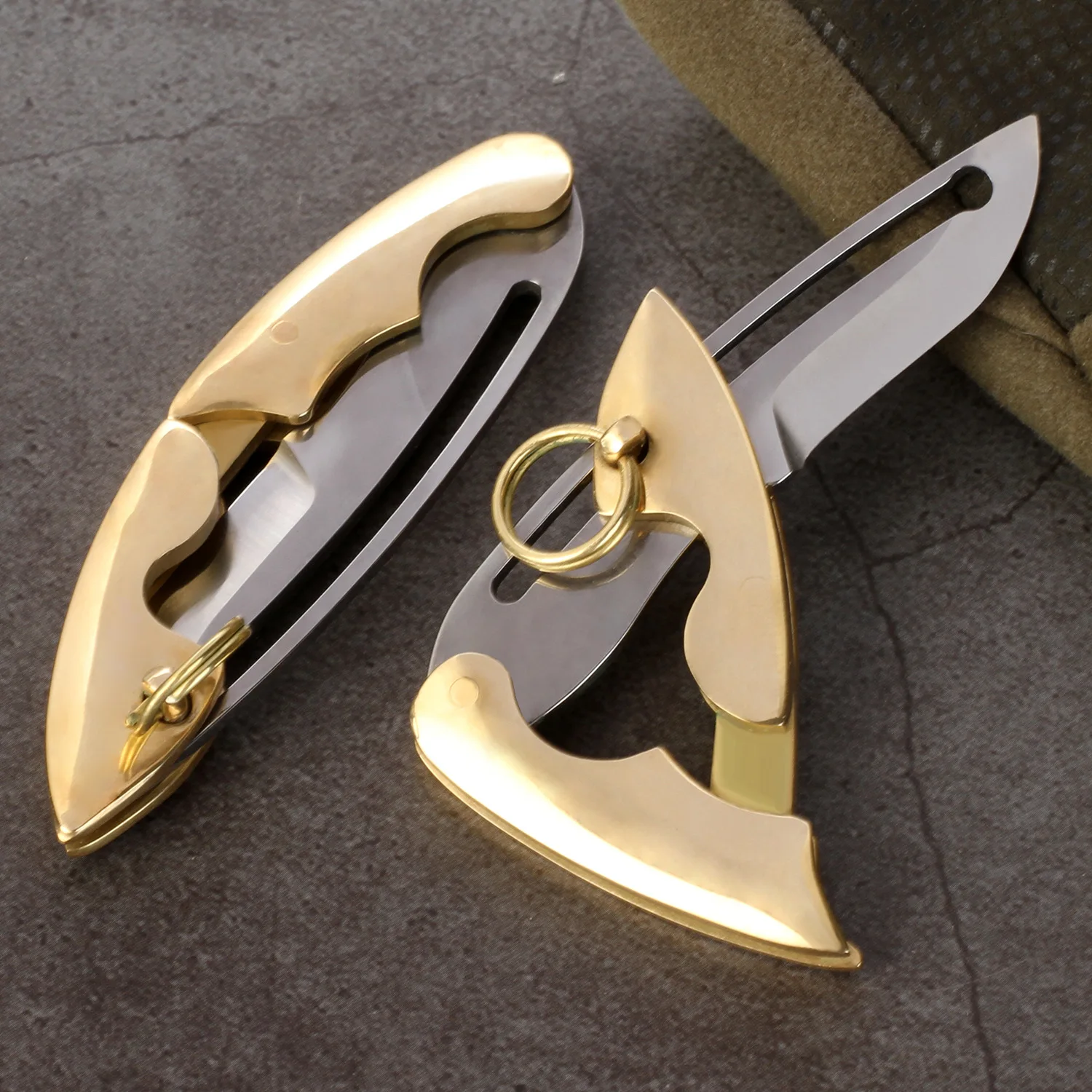 Small Goldfish Folding Knife Camping Outdoor Portable Fruit Knife High hardness Sharp Knife Brass Handle Knife