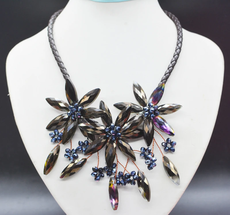 

Exquisite. Pretty. DIY crystal flower necklace. The most glamorous bridal wedding jewelry 19"